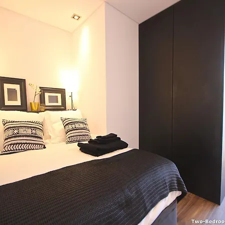 Akicity Liberdade Star * Lisbon